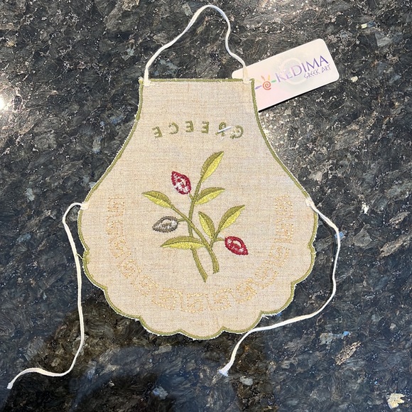 NWT Olive Oil Bottle Apron with Matching Doily - Picture 11 of 14